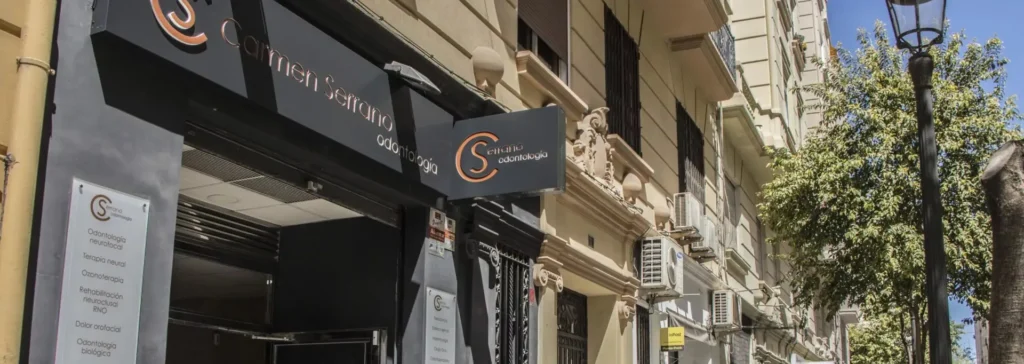 Clínica Dental Dra Carmen Serrano Valencia